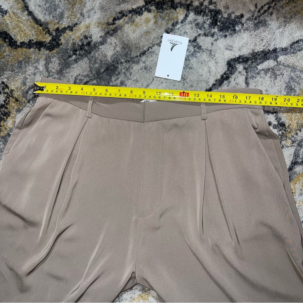 Chic Wide-Leg Women's Pants in Mocha - Picture 4 of 12